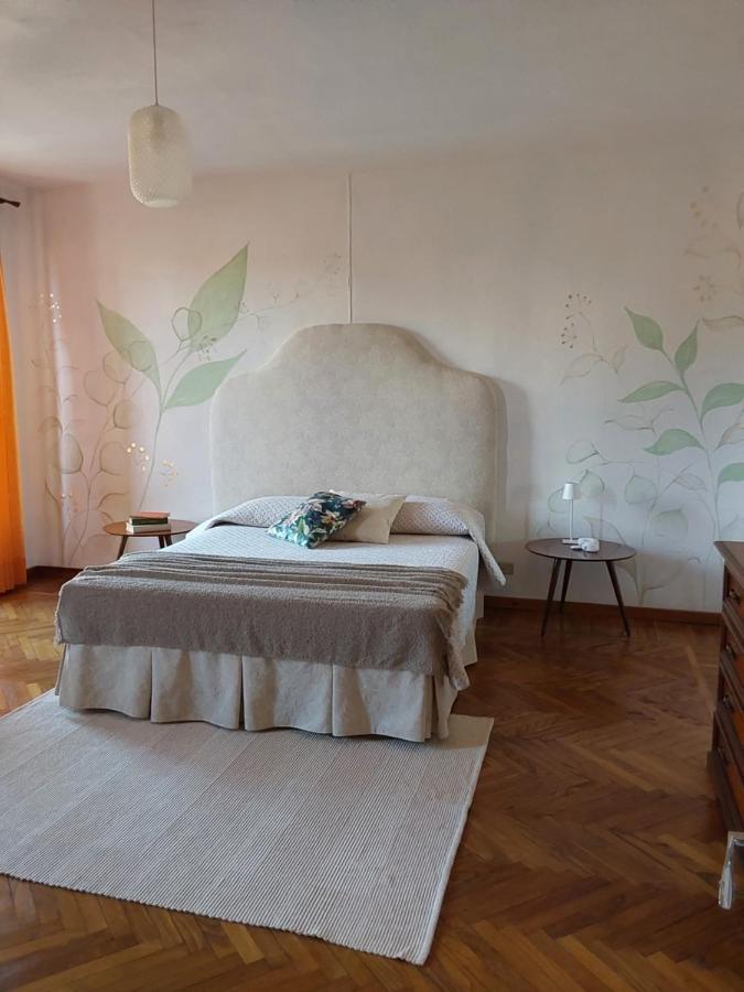 Casa Vacanze Malvarosa Casale Corte Cerro Extérieur photo