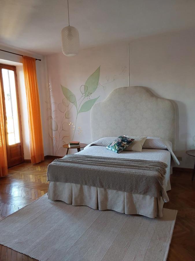 Casa Vacanze Malvarosa Casale Corte Cerro Extérieur photo