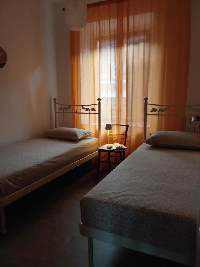 Casa Vacanze Malvarosa Casale Corte Cerro Extérieur photo